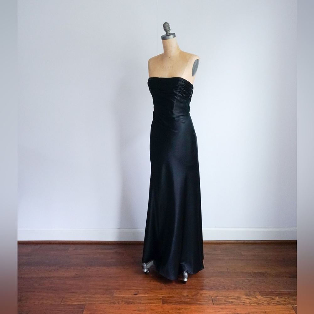 Black Silk formal strapless Dress - Size Small